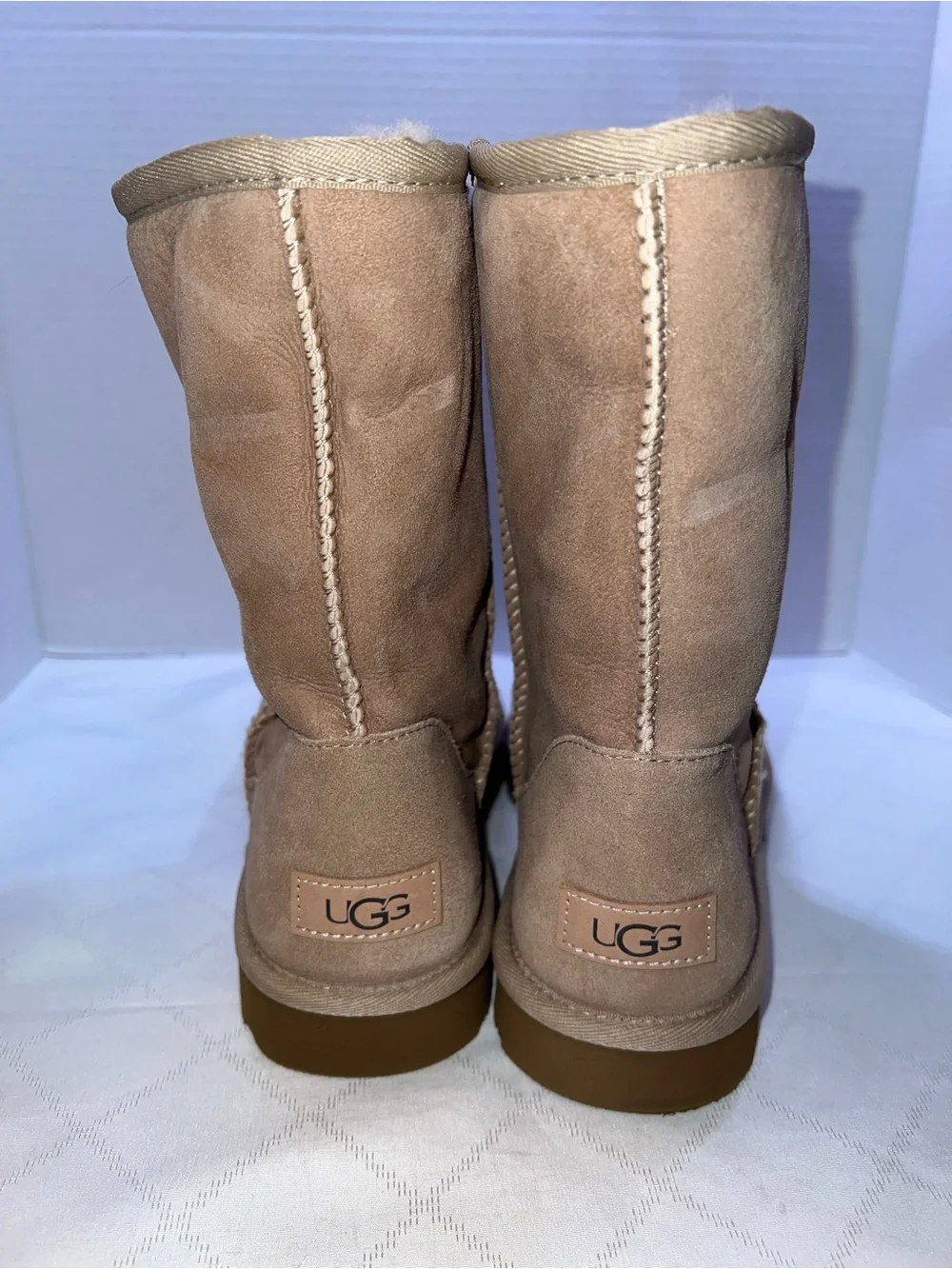 Ugg Classic Short II Boots Women’s Size: 9 NEW